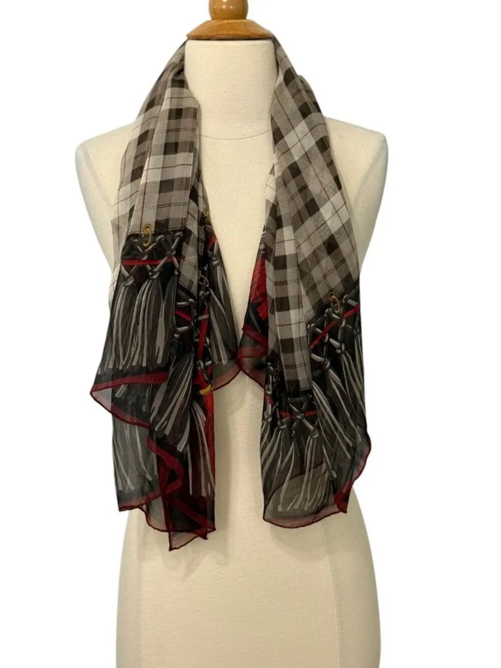 Coveri Collection Designer Square Scarf Classic Plaid with Tassel Border 41 x 42